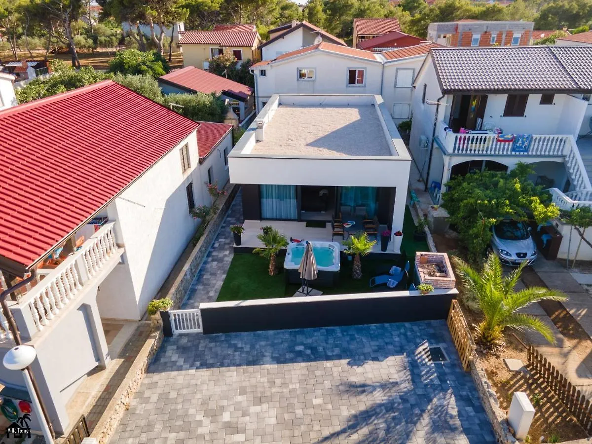Villa Tome Vir